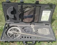 EIA MIL -D1 Mine detector in case