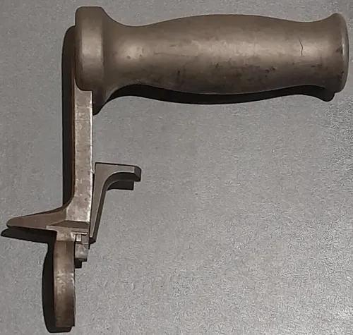 MAG 58 Barrel handle and catch