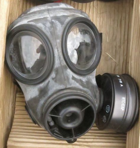 S10 Respirator (Gas Mask) 
