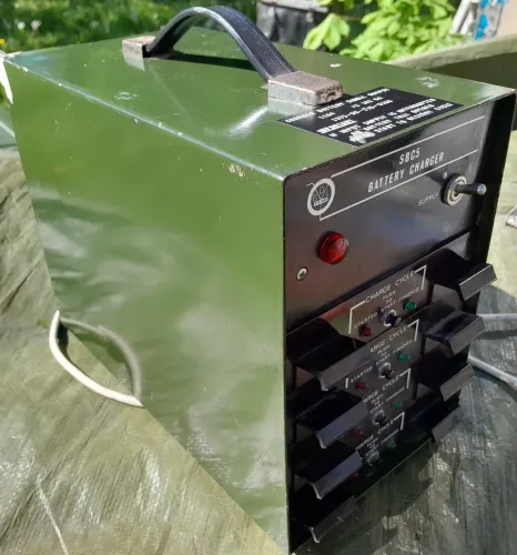Shrike multi battery charger SBC5 