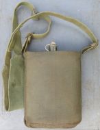 Water bottle and carrier WW2 